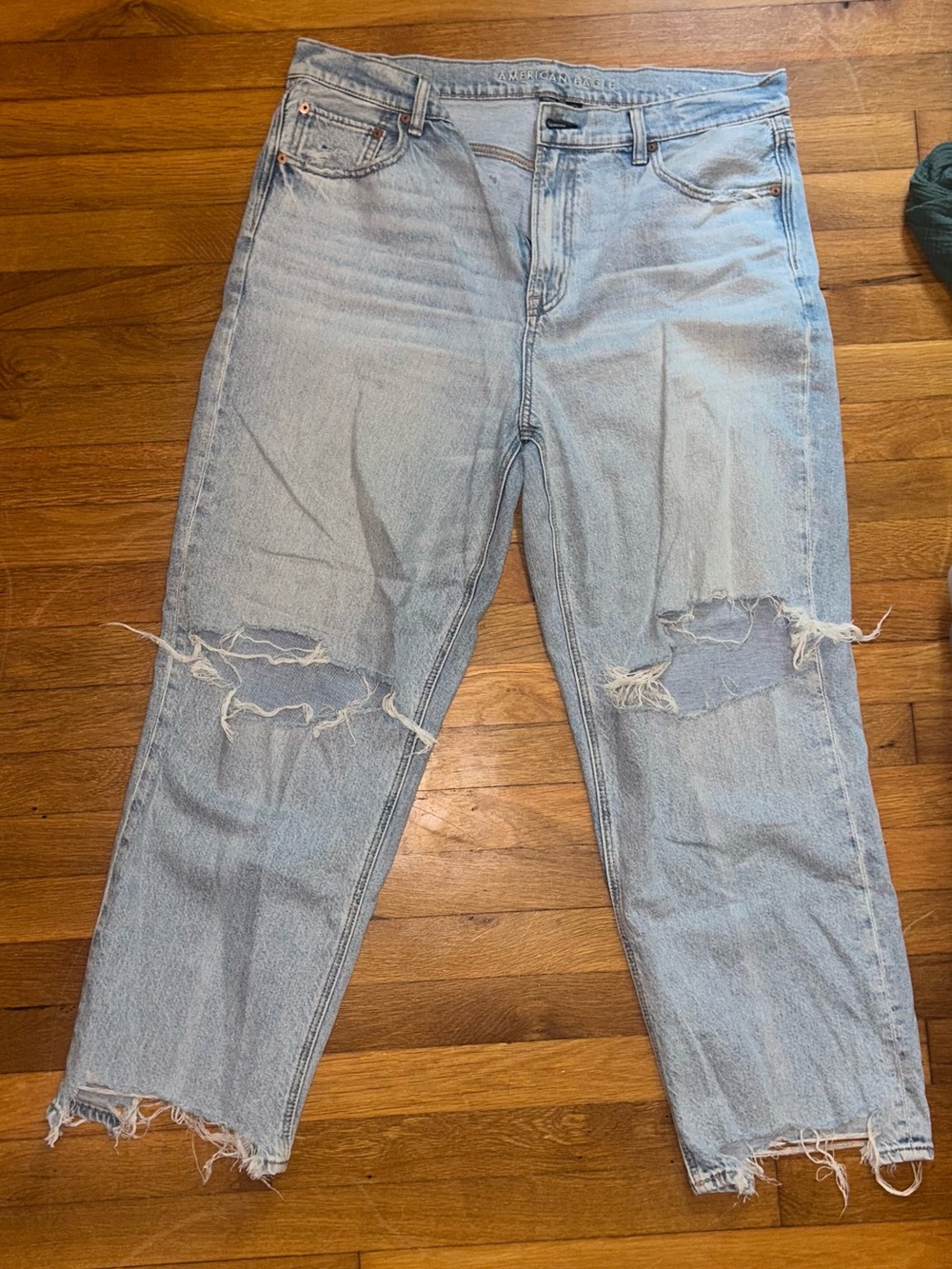 American Eagle Outfitters Light Blue Ripped Boyfriend Jeans